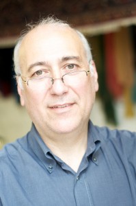 Ara Mavyan - Master Carpet Cleaner